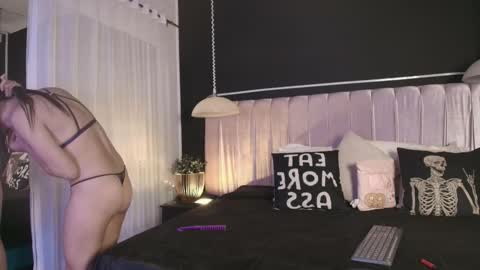 Snapshot of dannyaa_ chatting on October 14, 2025, 12:06 pm Dannyaa online show from October 14, 2025, 12:06 pm