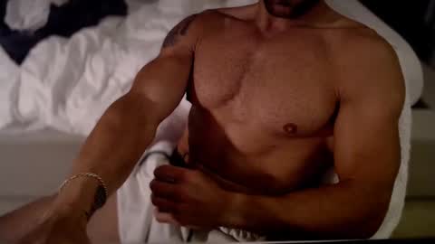 Snapshot of dannyland9 chatting on October 9, 2025, 2:42 am dannyland9 online show from October 9, 2025, 2:42 am