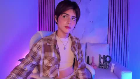 Snapshot of dannysastar_ chatting on October 15, 2025, 9:04 pm DANNYSA  online show from October 15, 2025, 9:04 pm