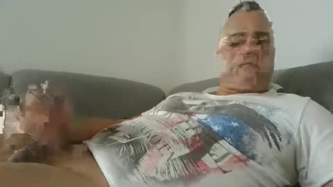 Snapshot of danrud81 chatting on December 23, 2024, 10:42 am Daniel online show from December 23, 2024, 10:42 am