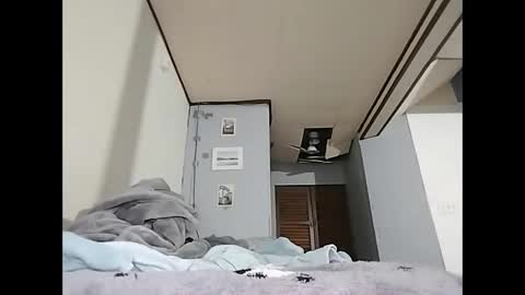 danshi69 online show from February 18, 2026, 6:04 pm