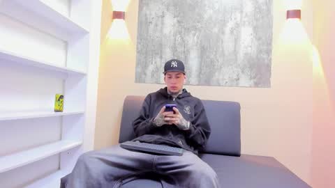 dante_armstrong online show from February 3, 2026, 4:21 am