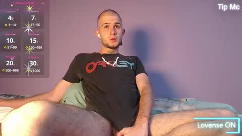 Snapshot of dante_bear chatting on September 20, 2025, 2:12 am dante_bear online show from September 20, 2025, 2:12 am
