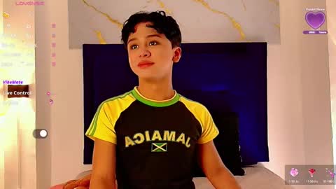 Snapshot of dante_bre chatting on September 18, 2025, 8:11 pm dante_bre online show from September 18, 2025, 8:11 pm