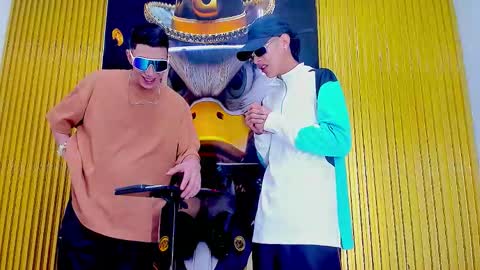 dante_brown1 online show from October 10, 2025, 9:03 pm