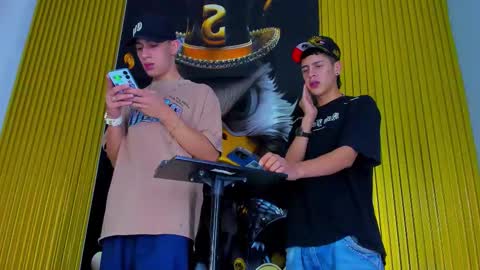 dante_brown1 online show from November 6, 2025, 10:10 pm