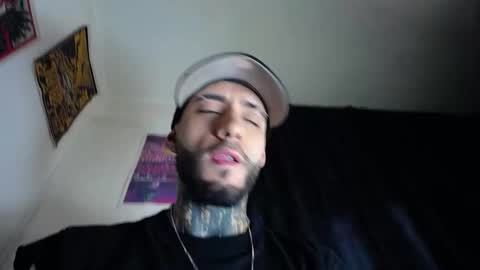 dante_d_angelo_ online show from September 30, 2025, 11:10 pm