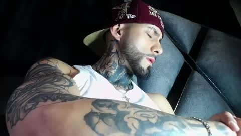 dante_d_angelo_ online show from May 13, 2026, 6:44 am
