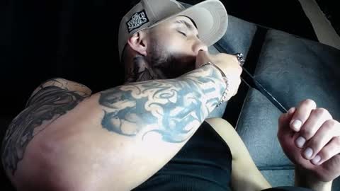 dante_d_angelo_ online show from May 19, 2026, 7:37 am