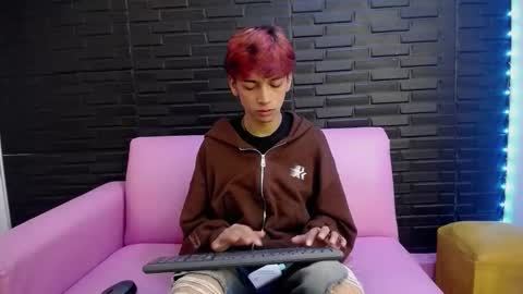 Snapshot of dante_luxx_ chatting on March 2, 2026, 2:57 pm Dante online show from March 2, 2026, 2:57 pm