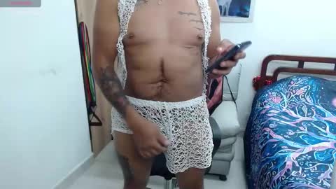 dantebig_22 online show from February 17, 2025, 9:41 pm