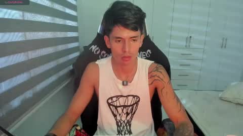 X Dante7373574 online show from April 30, 2026, 2:18 am