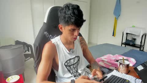 X Dante7373574 online show from May 1, 2026, 3:27 pm
