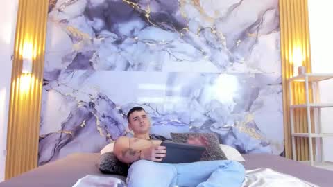 Snapshot of dantee_dark chatting on December 4, 2025, 7:44 pm DANTE DARK online show from December 4, 2025, 7:44 pm