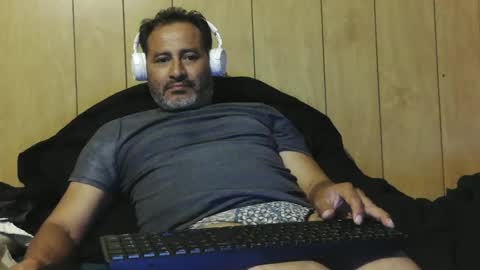 Snapshot of dantehot82 chatting on October 6, 2025, 12:52 am dantehot82 online show from October 6, 2025, 12:52 am