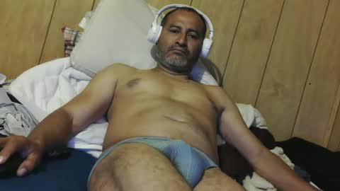 Snapshot of dantehot82 chatting on October 19, 2025, 9:21 am dantehot82 online show from October 19, 2025, 9:21 am