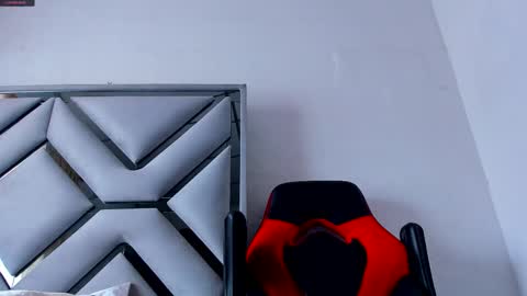 Snapshot of danterouxx chatting on October 27, 2025, 4:55 pm Dante online show from October 27, 2025, 4:55 pm