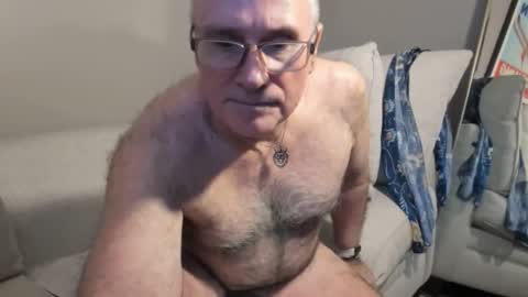 Mark online show from December 5, 2025, 7:39 am