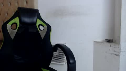 dantex_ online show from November 19, 2025, 12:54 am