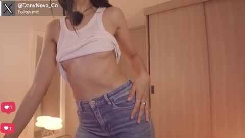 Snapshot of dany_nova_co chatting on February 20, 2026, 9:26 pm Dany Nova online show from February 20, 2026, 9:26 pm