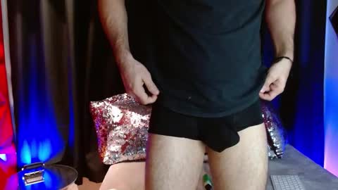 dany_ray20 online show from March 19, 2026, 11:36 am