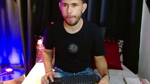 dany_ray20 online show from March 22, 2026, 12:52 pm