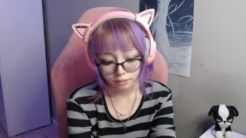 danyelleeyermann online show from April 9, 2026, 2:11 pm