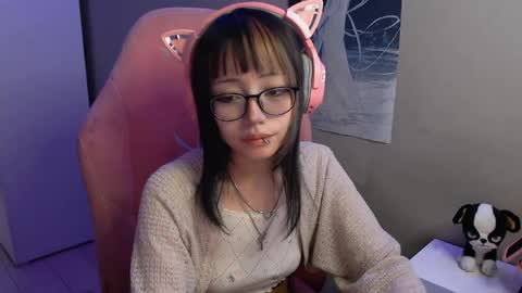 danyelleeyermann online show from April 13, 2026, 1:05 pm