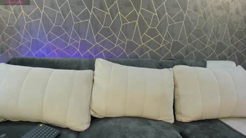 Snapshot of danysweet_ chatting on January 15, 2025, 5:08 am Daniela online show from January 15, 2025, 5:08 am