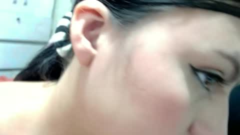 daphne877046 online show from June 12, 2026, 1:15 am