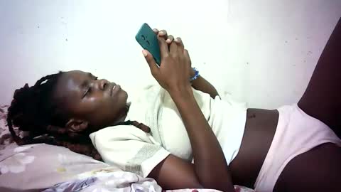 Snapshot of daphne_barbie chatting on February 28, 2026, 12:22 am daphne online show from February 28, 2026, 12:22 am