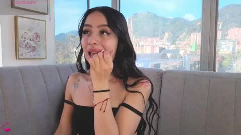 daphne_chers online show from April 30, 2026, 8:48 pm