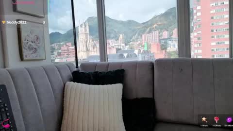 Snapshot of daphne_chers chatting on July 16, 2026, 7:42 pm daphne_chers online show from July 16, 2026, 7:42 pm