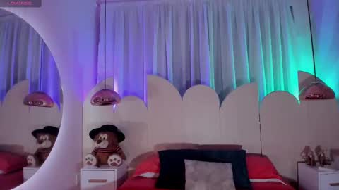 Daphne online show from February 13, 2025, 11:39 am
