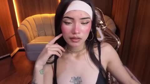daphne_nicole_b online show from March 24, 2026, 12:54 pm
