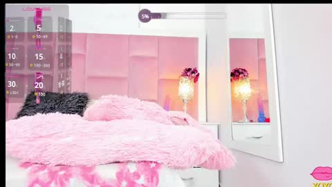 Daphne online show from January 28, 2025, 10:45 pm