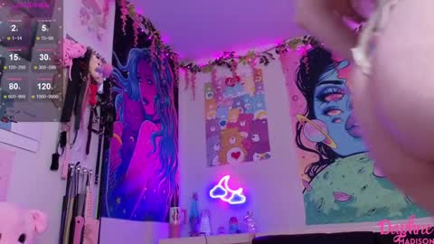 Daphne Madison online show from September 9, 2025, 7:02 pm