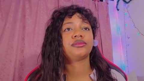 Daphne online show from December 19, 2025, 10:55 am