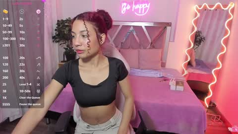 Snapshot of daphnne_tay chatting on January 4, 2025, 3:29 am dhapnne online show from January 4, 2025, 3:29 am