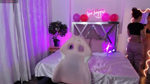 Snapshot of daphnne_tay chatting on February 22, 2025, 3:23 am dhapnne online show from February 22, 2025, 3:23 am