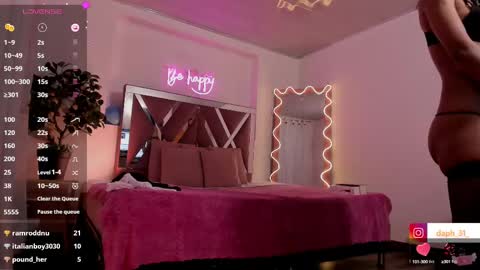Snapshot of daphnne_tay chatting on March 12, 2025, 6:07 am dhapnne online show from March 12, 2025, 6:07 am