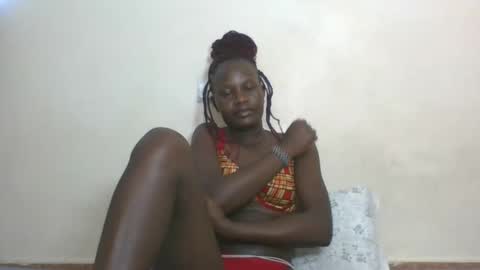ESTHER online show from February 12, 2025, 10:46 am