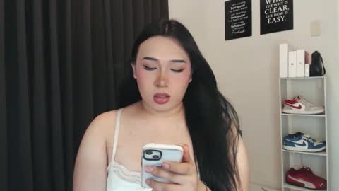 Snapshot of darcy_world chatting on September 26, 2025, 6:17 am DARCY online show from September 26, 2025, 6:17 am