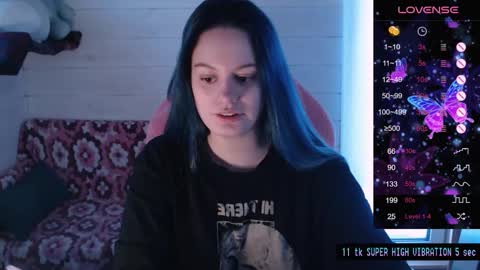 Snapshot of darcyie1ove chatting on January 7, 2025, 11:16 am Darcy online show from January 7, 2025, 11:16 am
