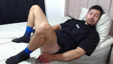Darekgates online show from May 3, 2026, 4:13 pm