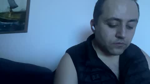 darian90 online show from February 20, 2025, 11:42 am