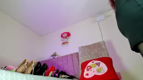 dariana_hot online show from July 27, 2026, 2:35 pm
