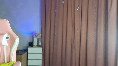 Snapshot of dariapon chatting on September 8, 2025, 4:39 pm dariapon online show from September 8, 2025, 4:39 pm