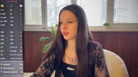 Snapshot of darina_night chatting on March 5, 2025, 9:05 am Darina Night online show from March 5, 2025, 9:05 am