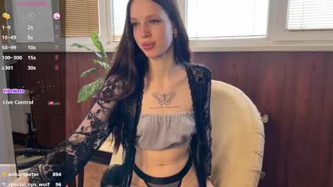 Snapshot of darina_night chatting on March 11, 2025, 7:15 am Darina Night online show from March 11, 2025, 7:15 am